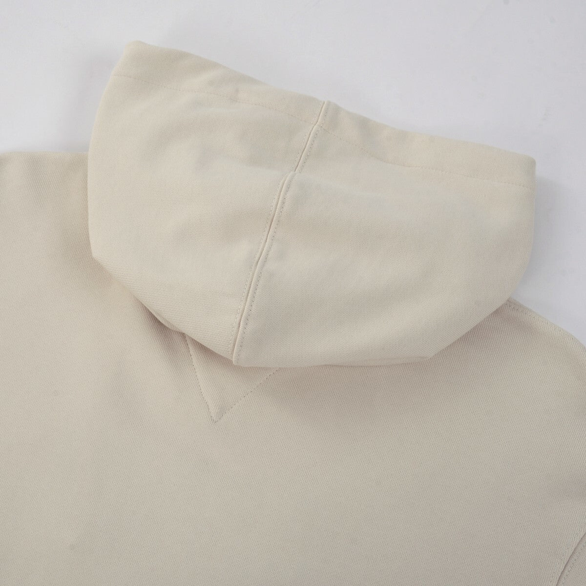 Klassisk Logo Hoodie – Stilren & Bekväm